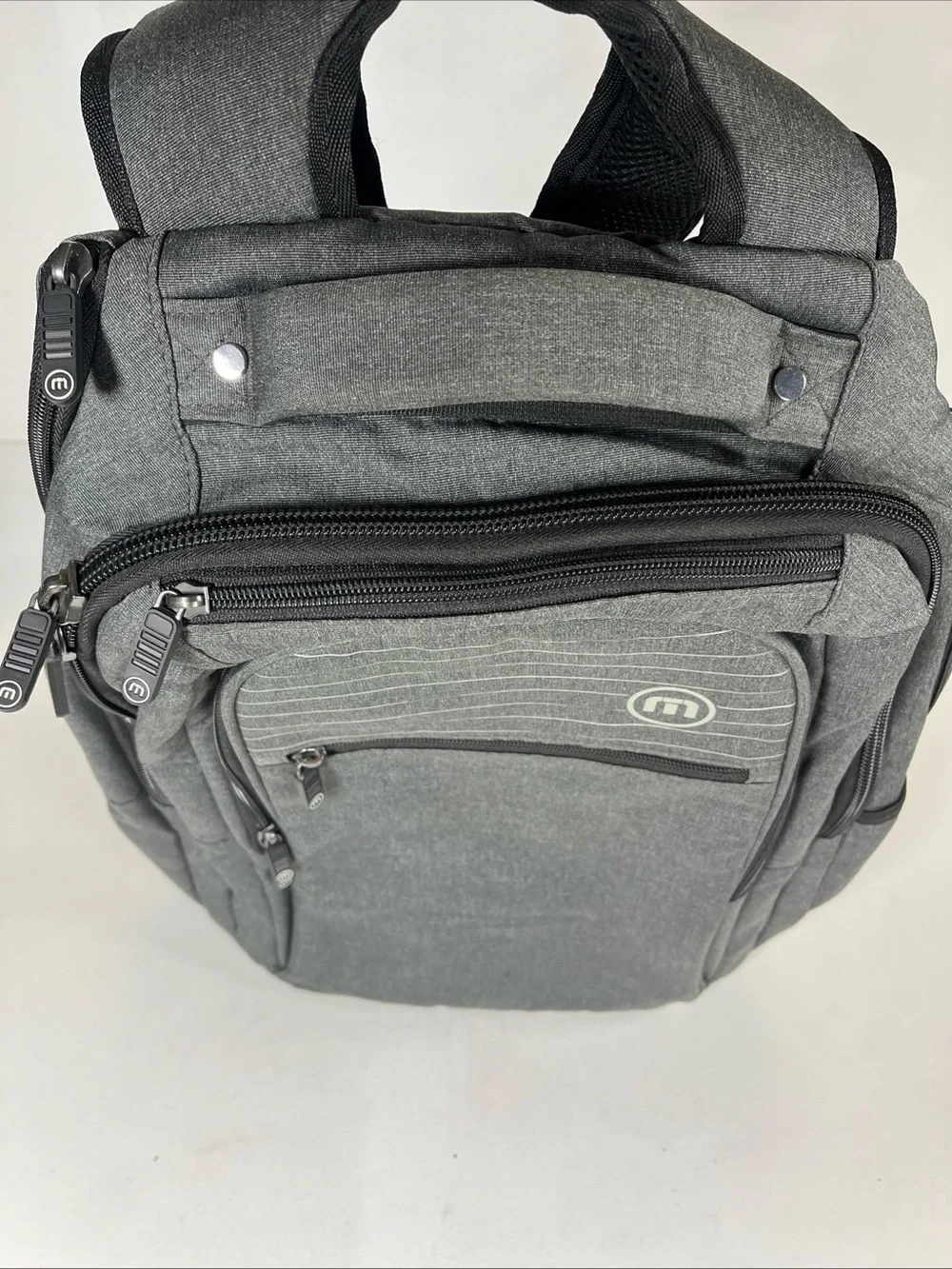 Travis Mathew 22L Approach Backpack 15